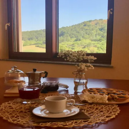 Agriturismo Acquafredda مزرعة للإقامة *